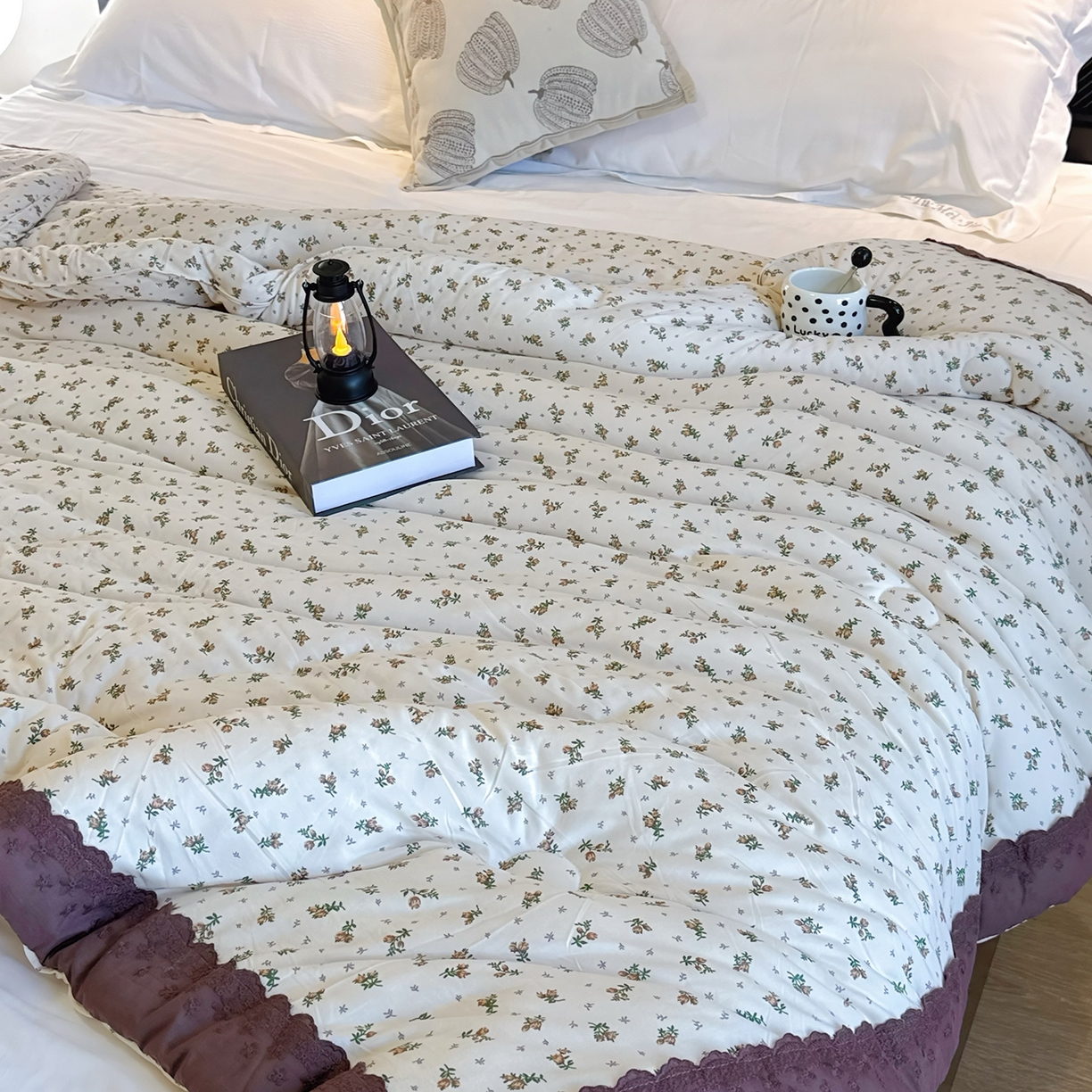 91家纺网 家纺一手货源 找家纺 兜米家居 2025新款法式全棉花边针织春秋被四季被子被芯 浪漫花园