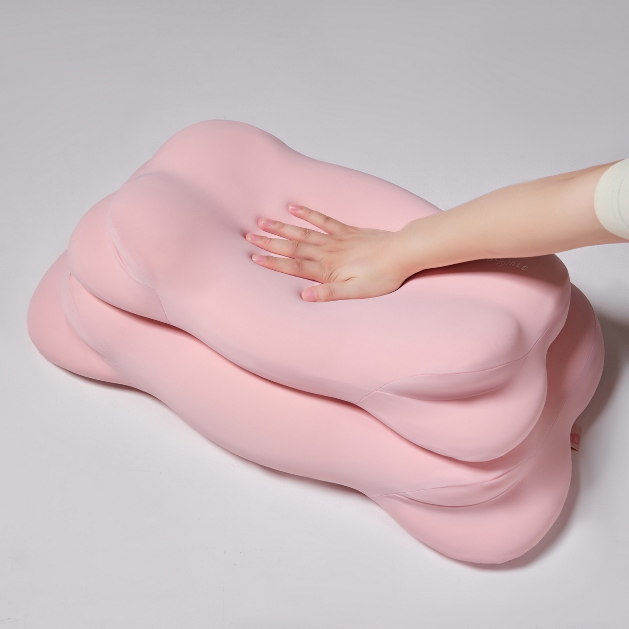 91家纺网 家纺一手货源 找家纺 （总）芯链 2025新款小鲸鱼枕头枕芯