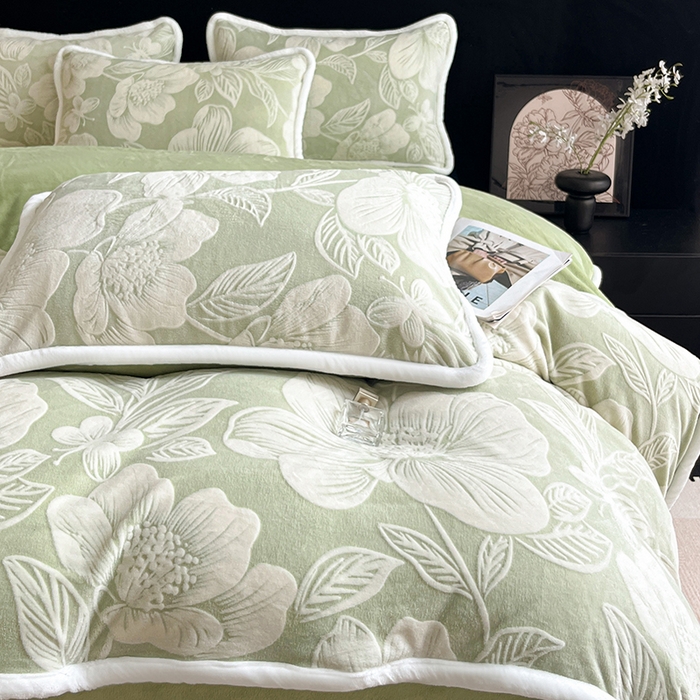 91家纺网 家纺一手货源 找家纺 诺梵 2025新款8斤立体雕花牛奶绒四件套_控价标准高于139，加大高于149 花漾-绿