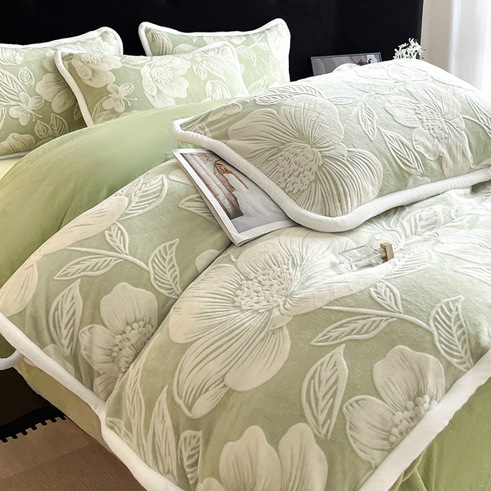 91家纺网 家纺一手货源 找家纺 诺梵 2025新款8斤立体雕花牛奶绒四件套_控价标准高于139，加大高于149 花漾-绿