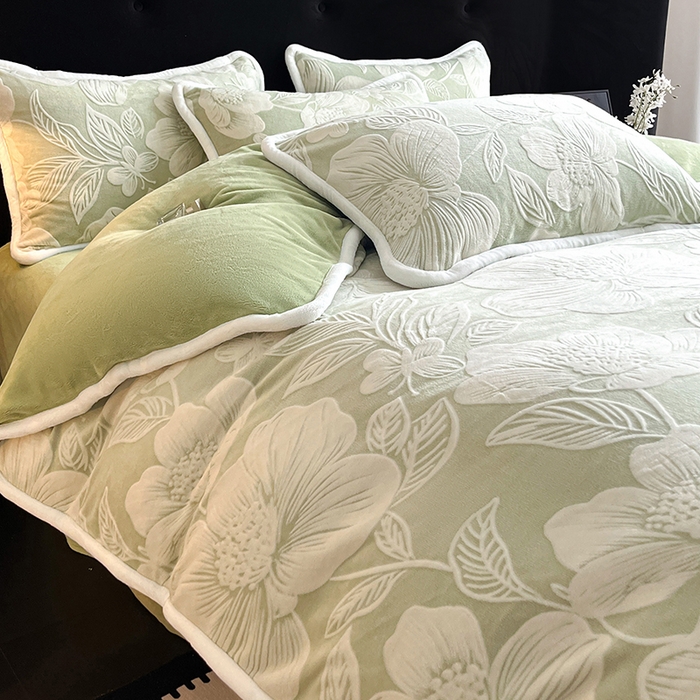 91家纺网 家纺一手货源 找家纺 诺梵 2025新款8斤立体雕花牛奶绒四件套_控价标准高于139，加大高于149 花漾-绿