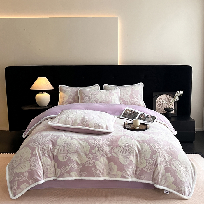 91家纺网 家纺一手货源 找家纺 诺梵 2025新款8斤立体雕花牛奶绒四件套_控价标准高于139，加大高于149 花漾-紫