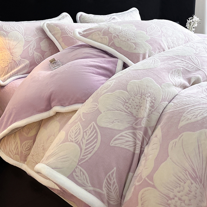 91家纺网 家纺一手货源 找家纺 诺梵 2025新款8斤立体雕花牛奶绒四件套_控价标准高于139，加大高于149 花漾-紫