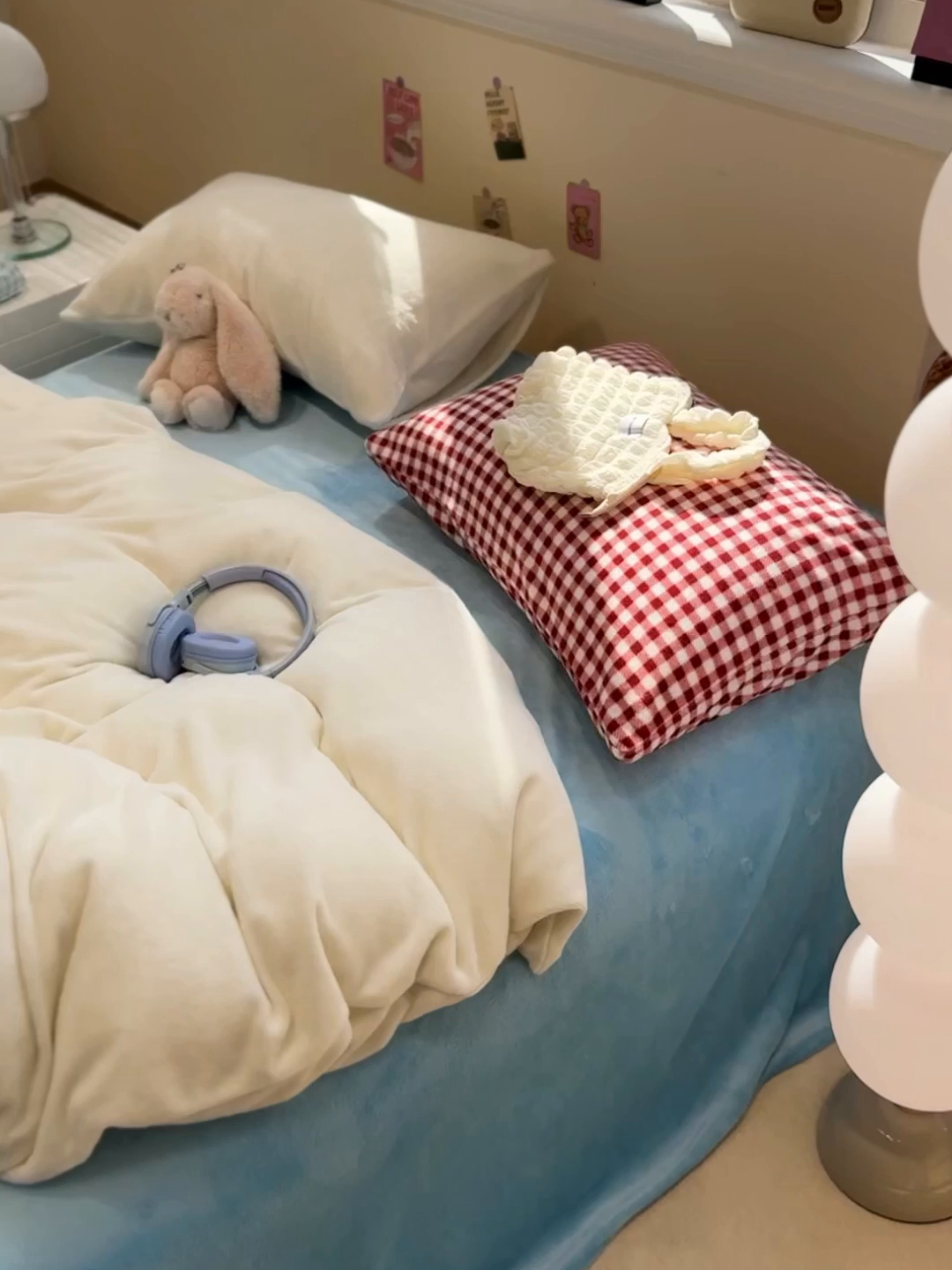 91家纺网 家纺一手货源 找家纺 857家居 2025新款牛奶绒纯色拼格子四件套 天空之镜