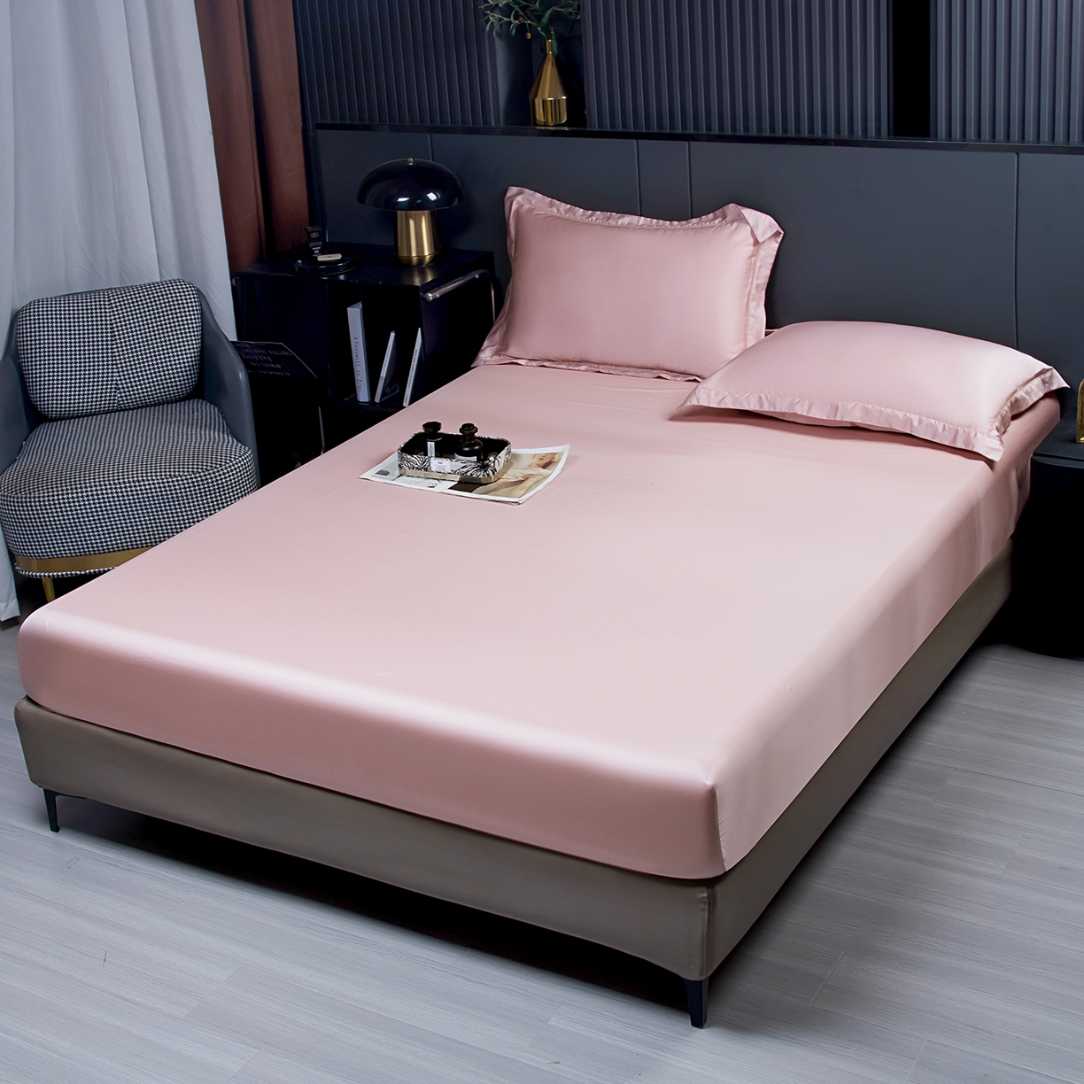 91家纺网 家纺一手货源 找家纺 卡迪亚家纺 2025春夏新款兰精天丝四件套 豆沙