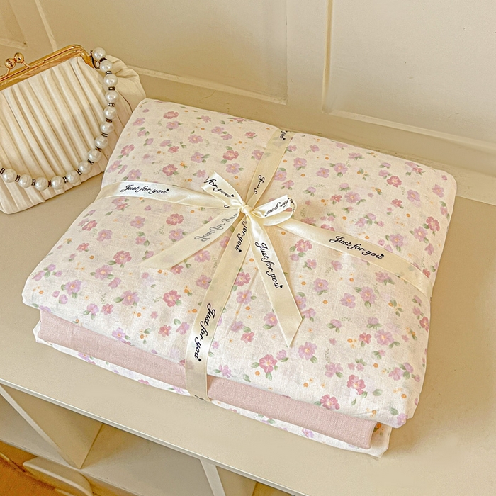 91家纺网 家纺一手货源 找家纺 仟网汇 2025新款全棉纯棉层纱四件套 桃之夭夭