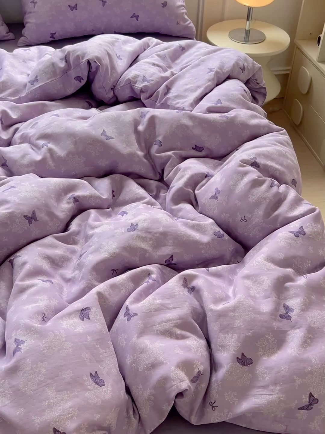 91家纺网 家纺一手货源 找家纺 仟网汇 2025新款全棉纯棉层纱四件套 紫色幻蝶