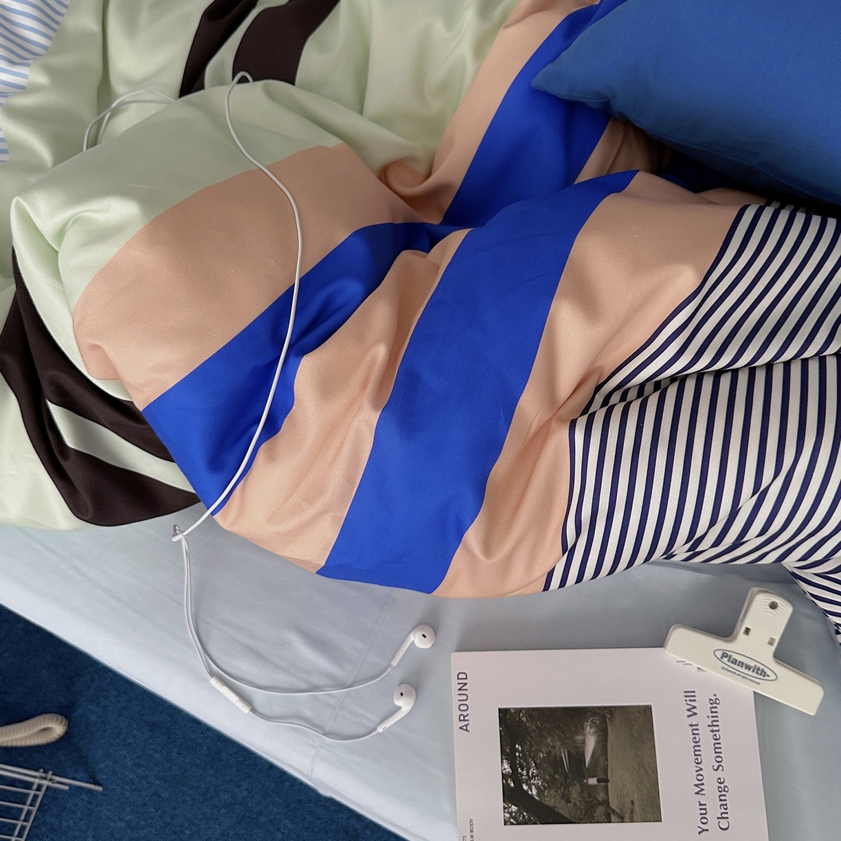 91家纺网 家纺一手货源 找家纺 柚可家居 2025新款数码印花大版40支全棉纯棉四件套蓝调海港-实拍（送手提袋＋控价标准券后278元） 蓝调海港（枕套淡蓝色+越蓝）