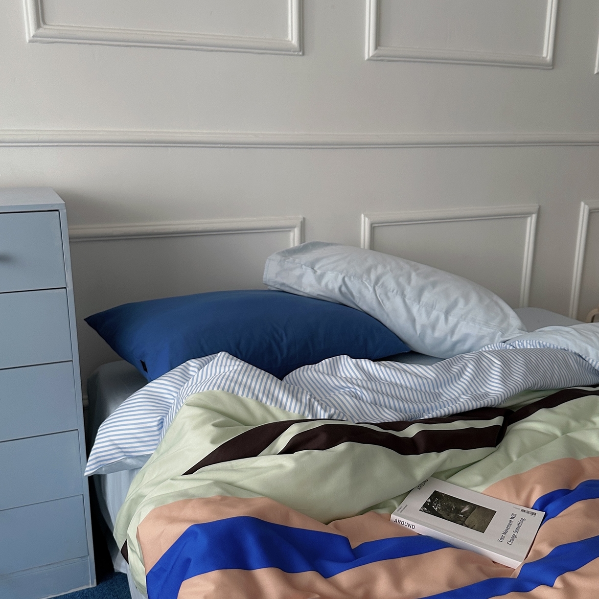 91家纺网 家纺一手货源 找家纺 （总）柚可家居 2025新款数码印花大版40支全棉纯棉四件套蓝调海港-实拍（送手提袋＋控价标准券后278元）