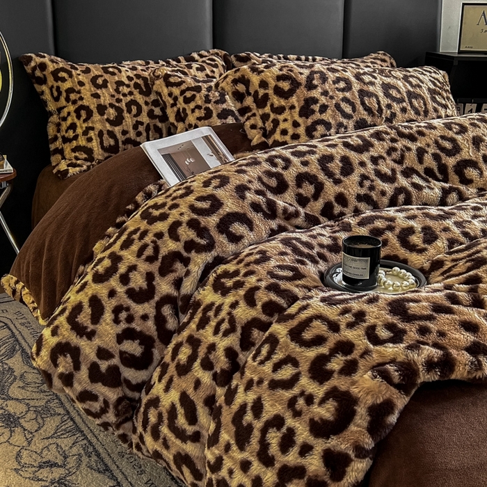 91家纺网 家纺一手货源 找家纺 （总）仟网汇 2025新款亲肤舒适兔毛绒四件套