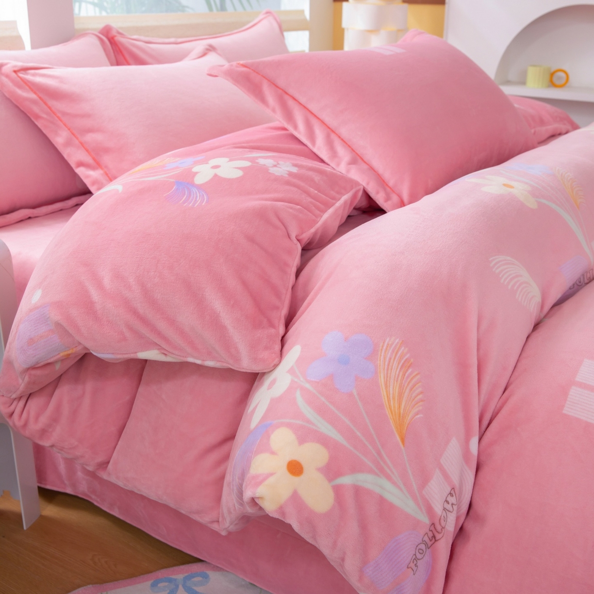 91家纺网 家纺一手货源 找家纺 （总）卡迪亚家纺 2025新款金雕绒系列四件套