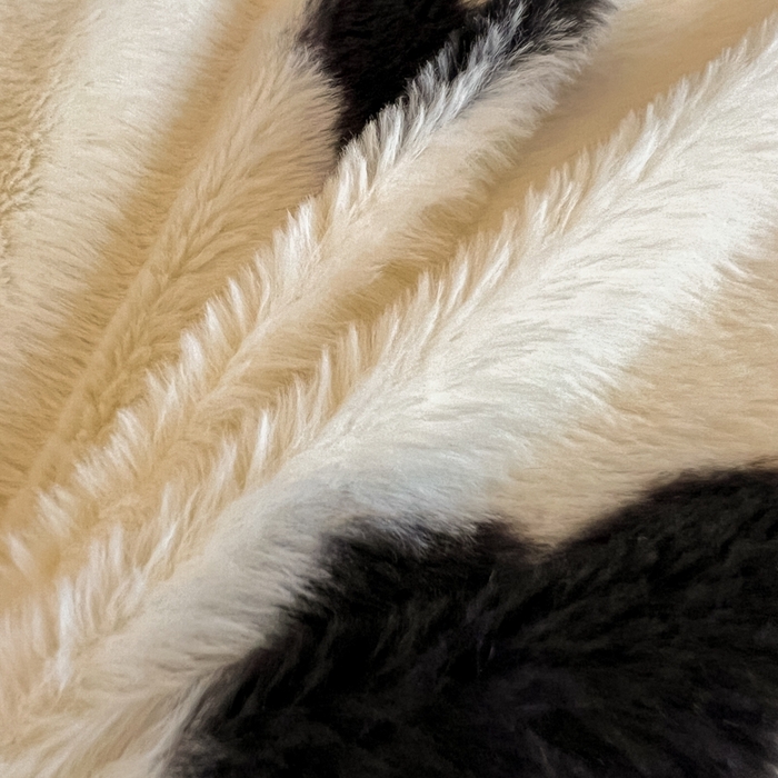 91家纺网 家纺一手货源 找家纺 仟网汇 2025新款亲肤舒适兔毛绒四件套 爱心