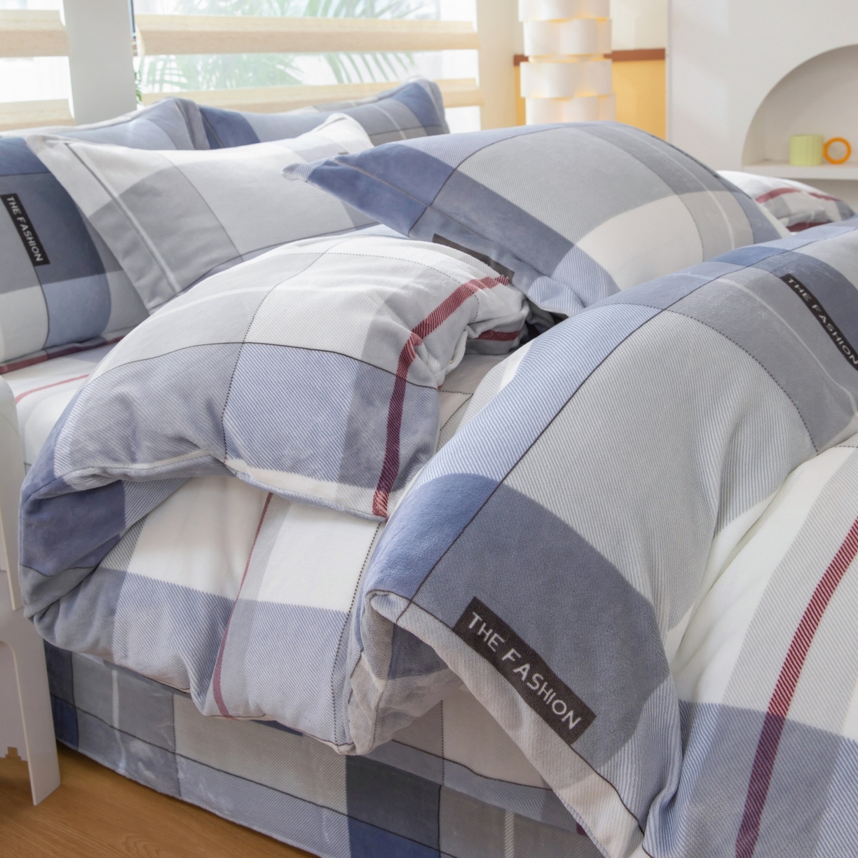 91家纺网 家纺一手货源 找家纺 （总）卡迪亚家纺 2025新款金雕绒系列四件套