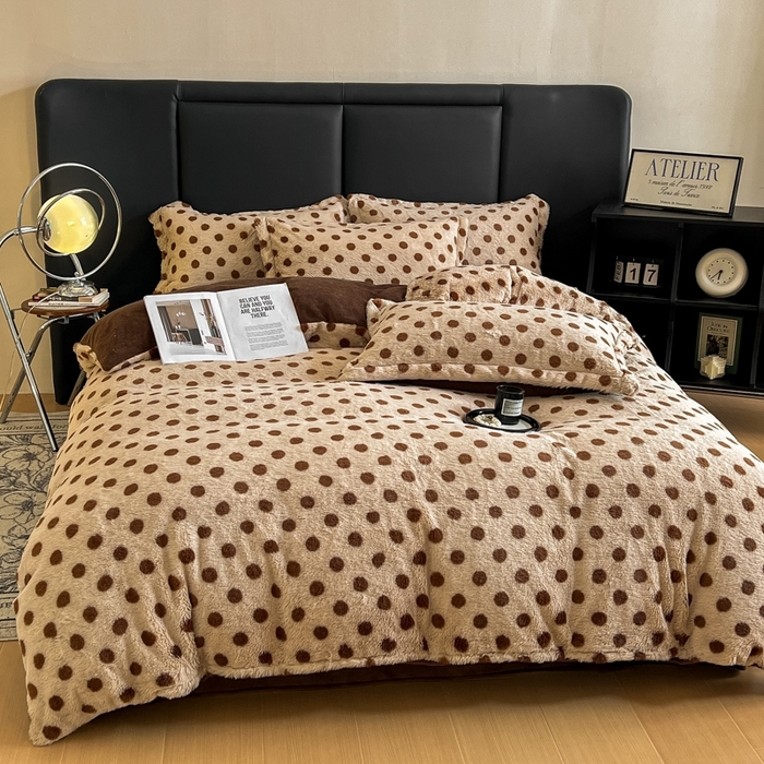 91家纺网 家纺一手货源 找家纺 仟网汇 2025新款亲肤舒适兔毛绒四件套 波点-咖