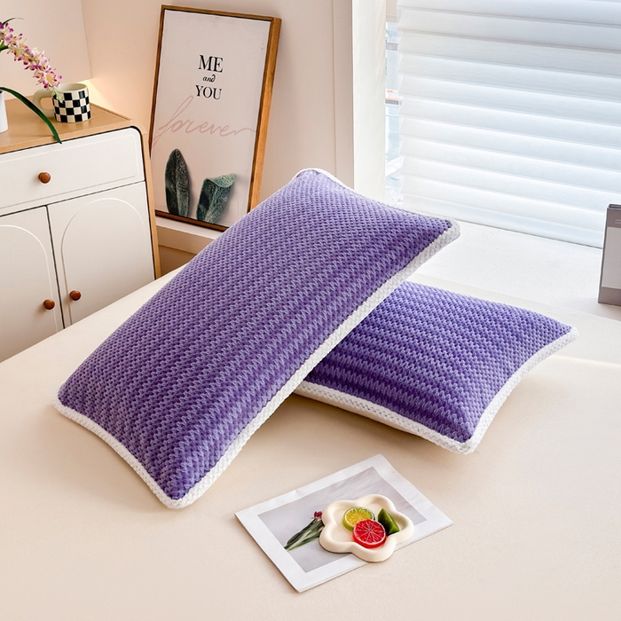 91家纺网 家纺一手货源 找家纺 翎盈家纺 2025新款云豆绒枕巾绑带款防滑枕巾 云豆绒-紫