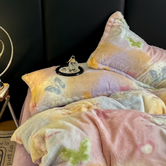 91家纺网 家纺一手货源 找家纺 仟网汇 2025新款亲肤舒适兔毛绒四件套 碟梦