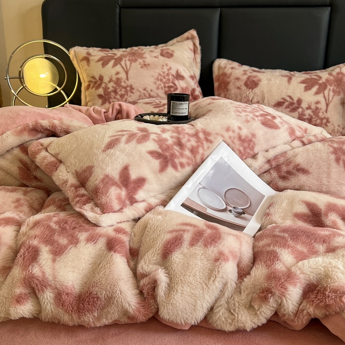 91家纺网 家纺一手货源 找家纺 仟网汇 2025新款亲肤舒适兔毛绒四件套 花语