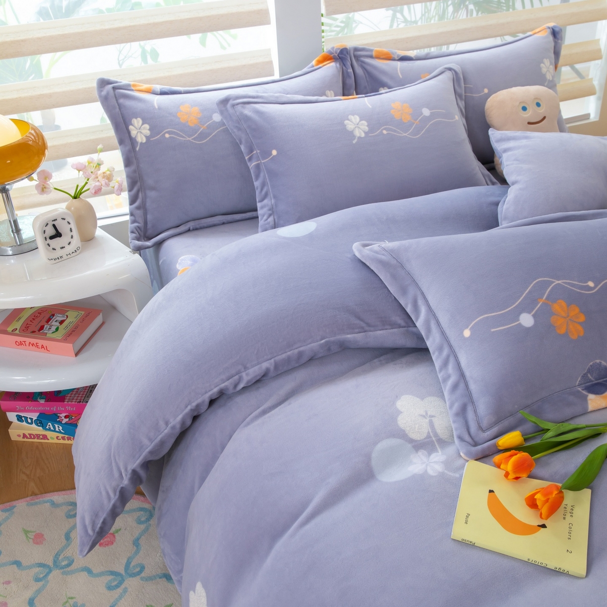 91家纺网 家纺一手货源 找家纺 卡迪亚家纺 2025新款金雕绒系列四件套 花开半夏