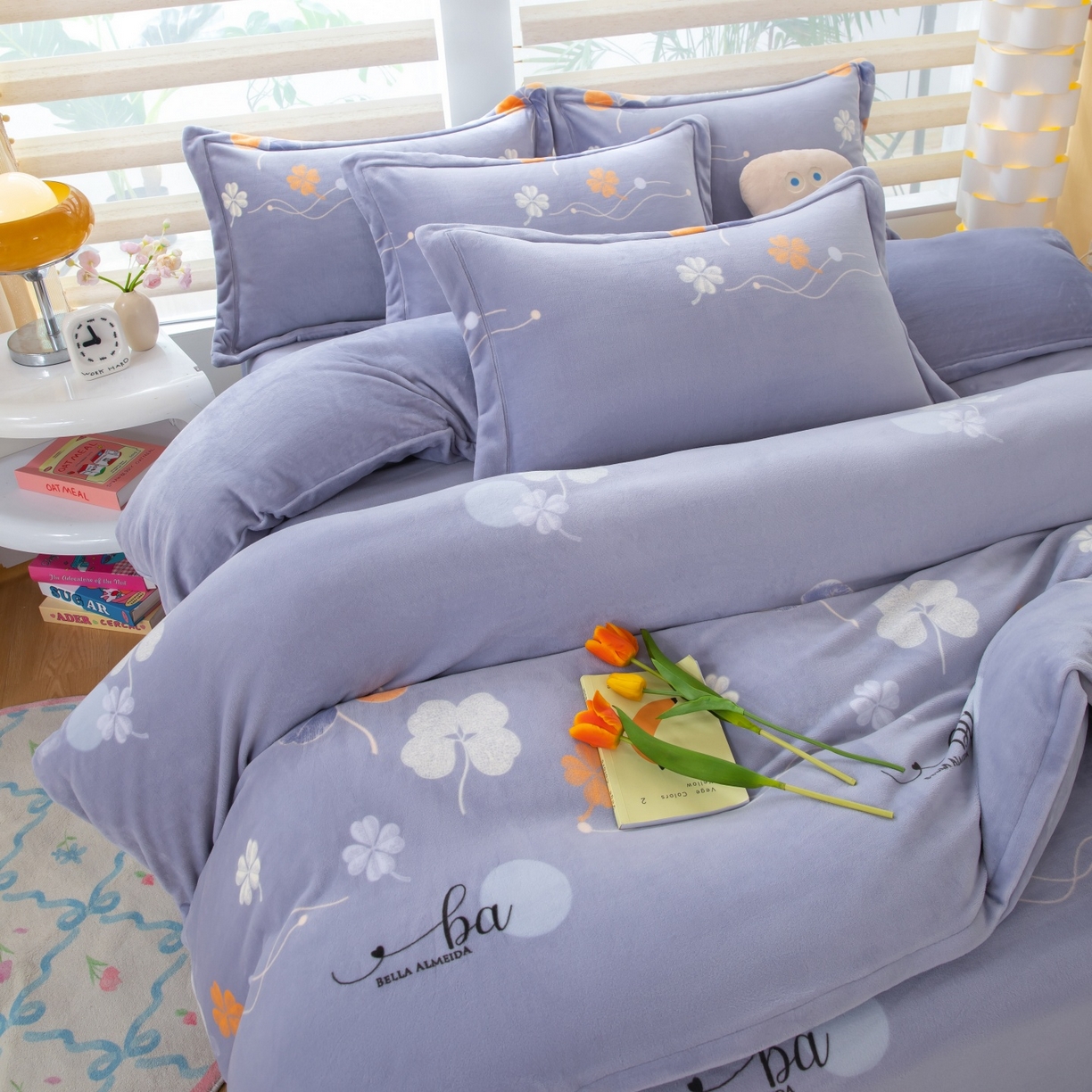 91家纺网 家纺一手货源 找家纺 卡迪亚家纺 2025新款金雕绒系列四件套 花开半夏