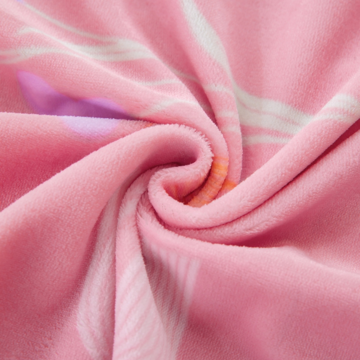 91家纺网 家纺一手货源 找家纺 卡迪亚家纺 2025新款金雕绒系列四件套 花序