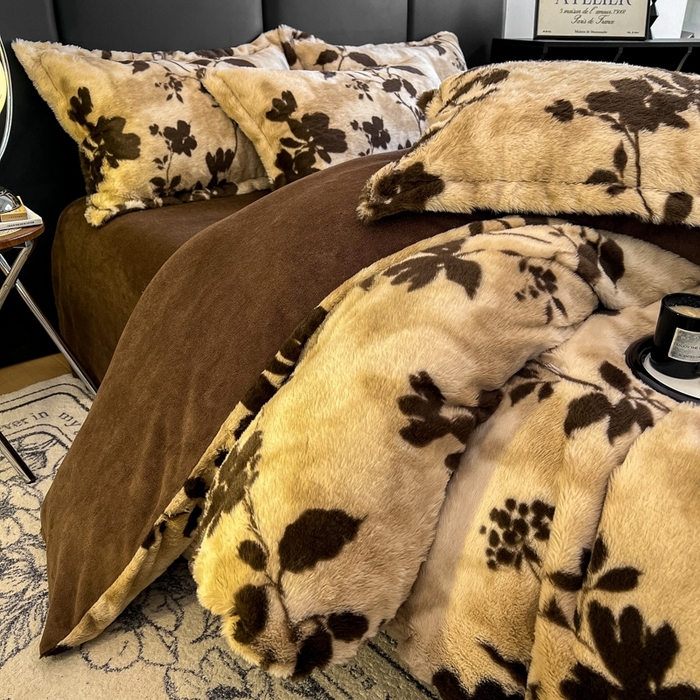 91家纺网 家纺一手货源 找家纺 仟网汇 2025新款亲肤舒适兔毛绒四件套 花枝-咖