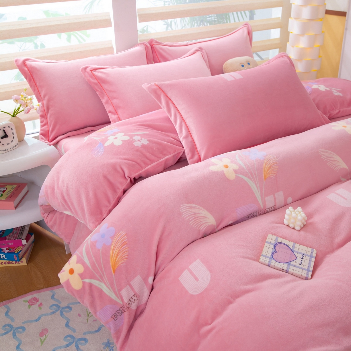 91家纺网 家纺一手货源 找家纺 卡迪亚家纺 2025新款金雕绒系列四件套 花序