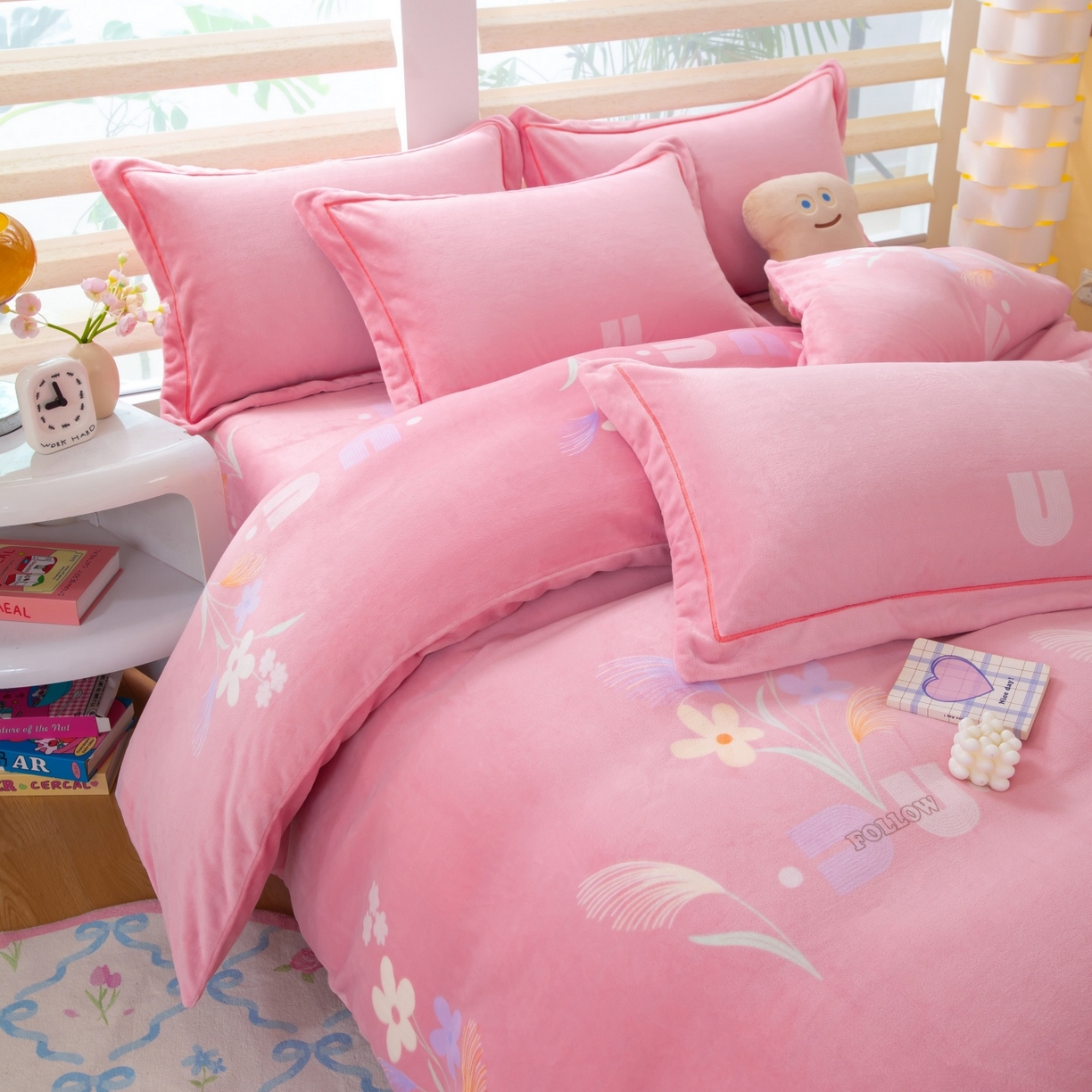 91家纺网 家纺一手货源 找家纺 卡迪亚家纺 2025新款金雕绒系列四件套 花序