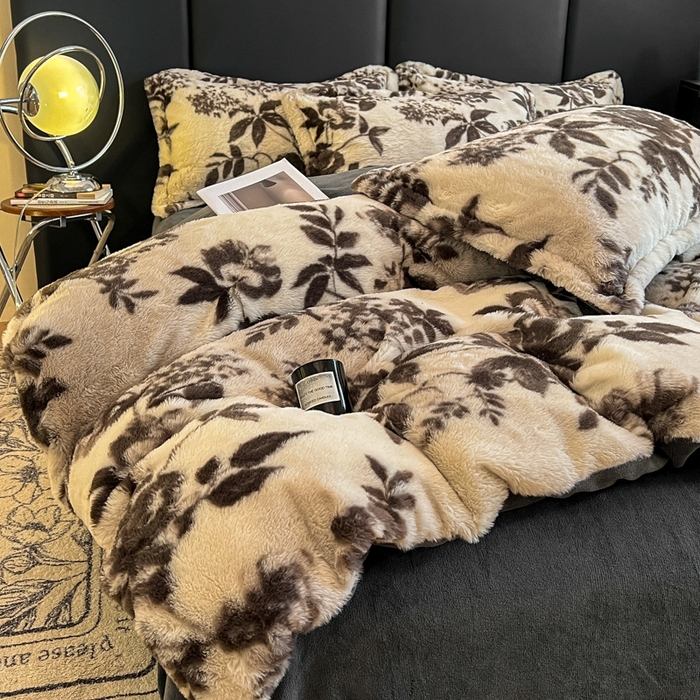 91家纺网 家纺一手货源 找家纺 仟网汇 2025新款亲肤舒适兔毛绒四件套 摩卡