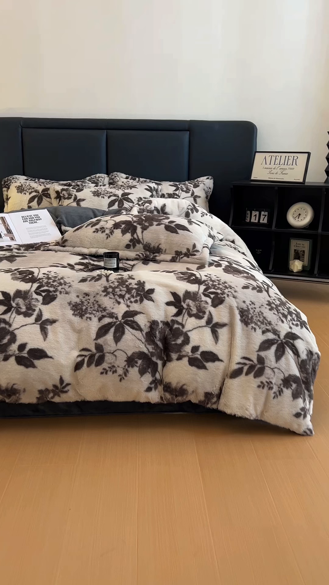 91家纺网 家纺一手货源 找家纺 仟网汇 2025新款亲肤舒适兔毛绒四件套 摩卡