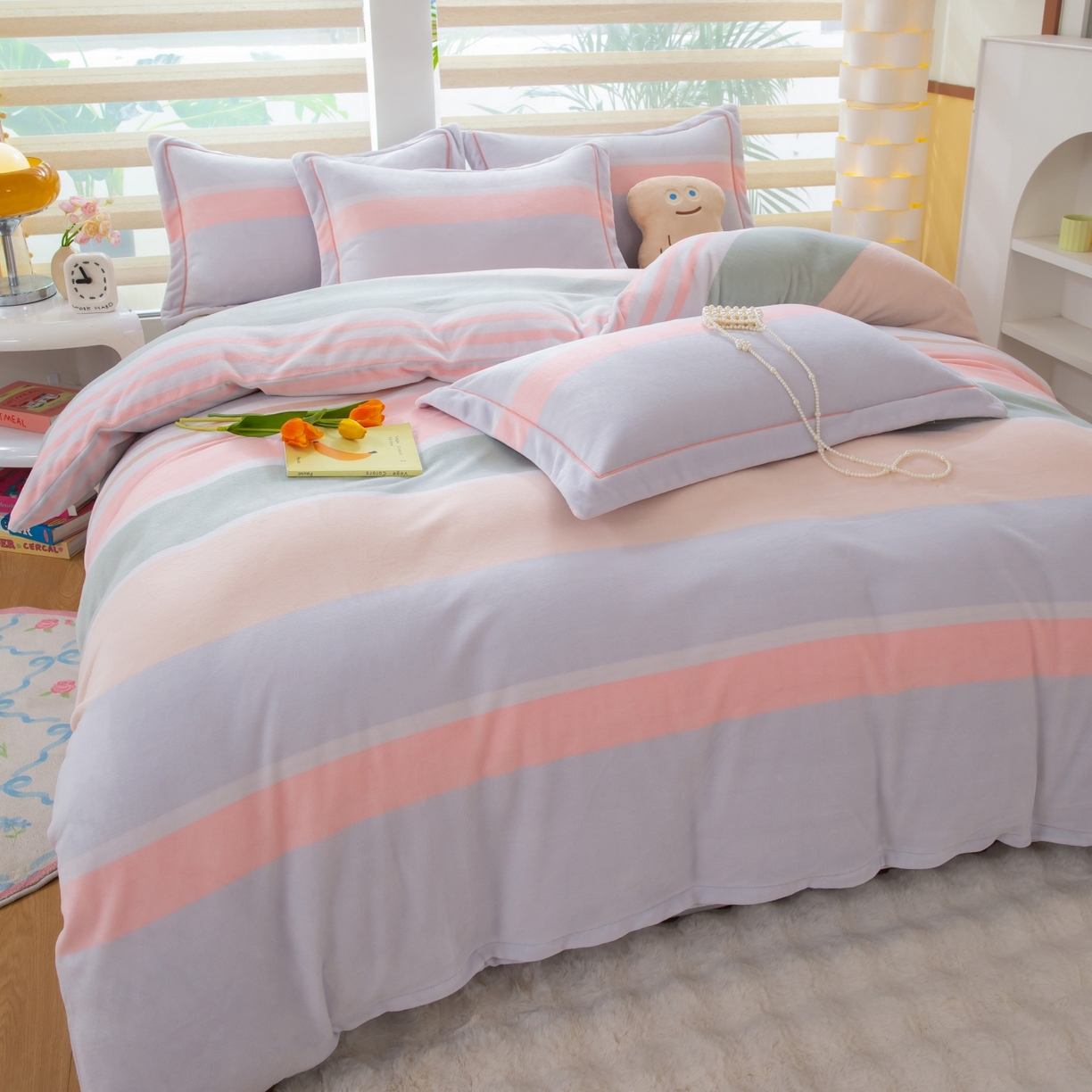 91家纺网 家纺一手货源 找家纺 卡迪亚家纺 2025新款金雕绒系列四件套 精彩世界