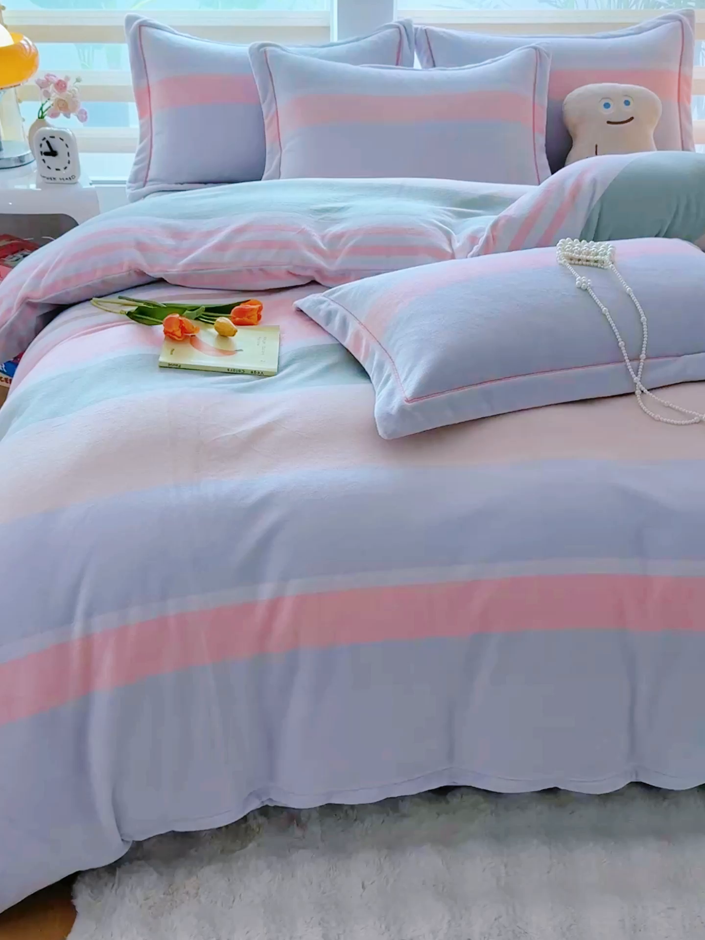 91家纺网 家纺一手货源 找家纺 卡迪亚家纺 2025新款金雕绒系列四件套 精彩世界