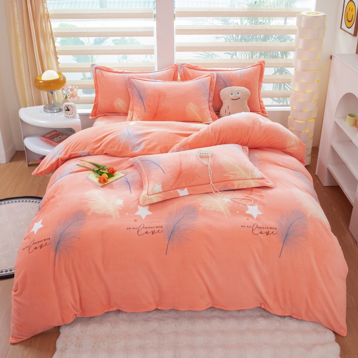 91家纺网 家纺一手货源 找家纺 卡迪亚家纺 2025新款金雕绒系列四件套 暖阳羽丝