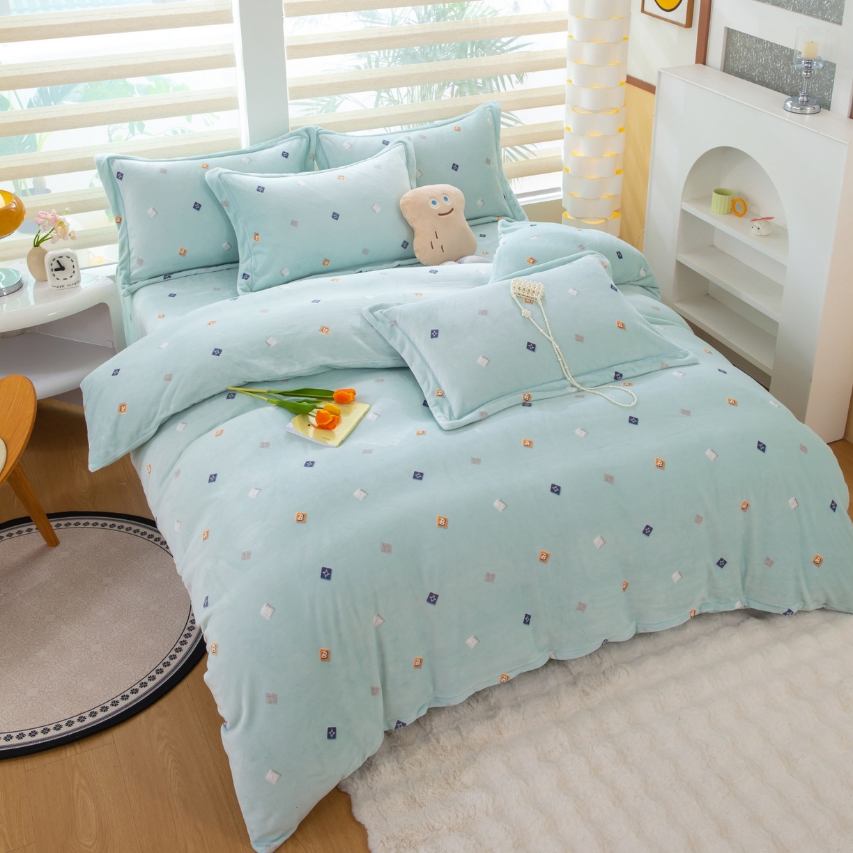 91家纺网 家纺一手货源 找家纺 卡迪亚家纺 2025新款金雕绒系列四件套 怦然心动-绿