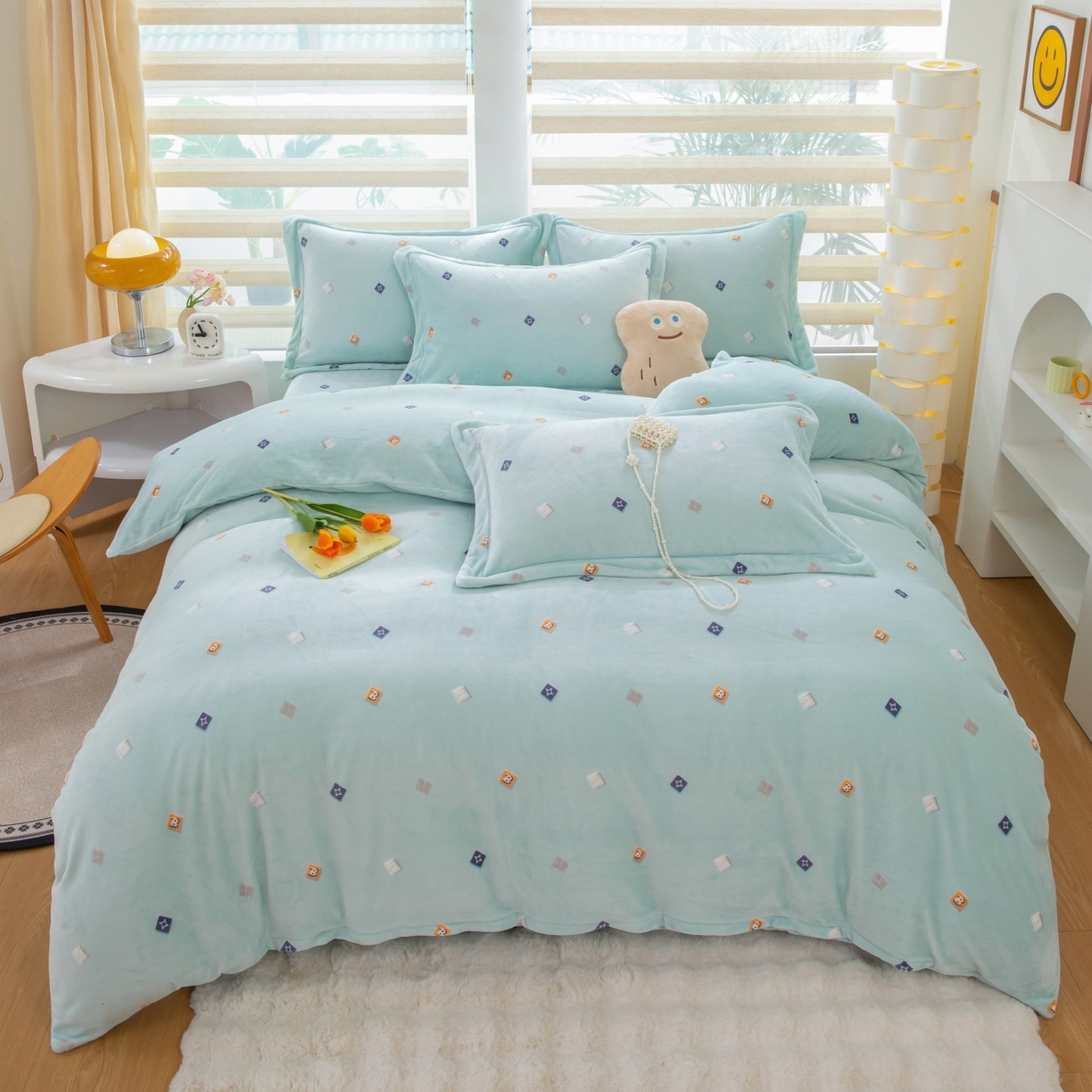 91家纺网 家纺一手货源 找家纺 卡迪亚家纺 2025新款金雕绒系列四件套 怦然心动-绿