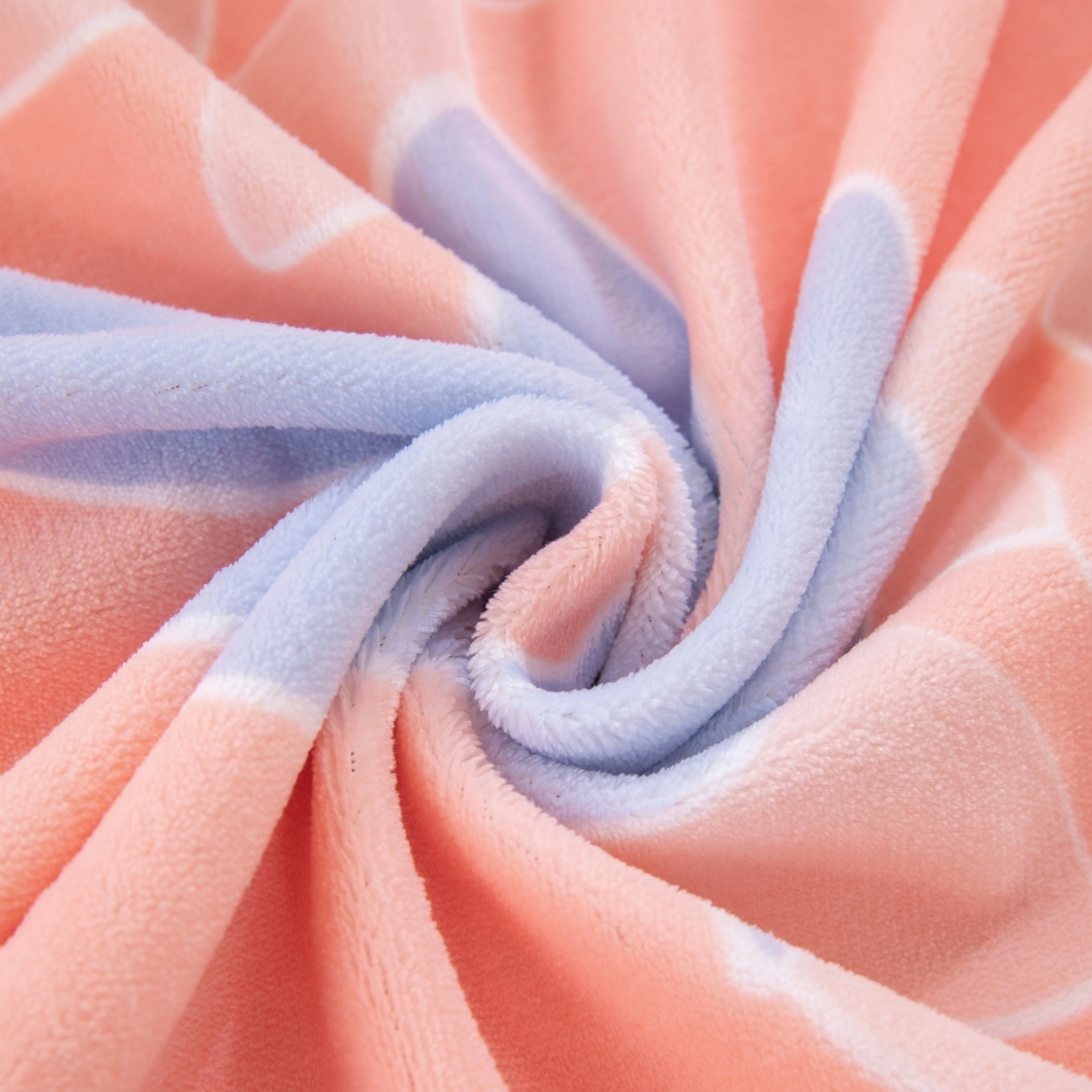 91家纺网 家纺一手货源 找家纺 卡迪亚家纺 2025新款金雕绒系列四件套 叶叶飘香