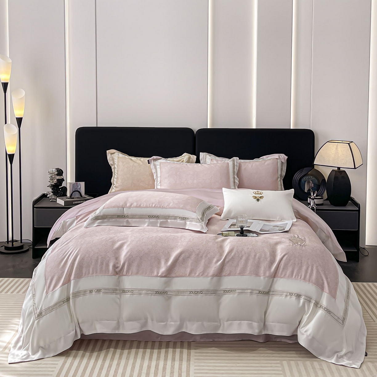 91家纺网 家纺一手货源 找家纺 直播爆款A类数码印花长绒棉四件套纯棉全棉拼接被套重工刺绣被套工艺款床上用品 梦莉娅-香颂粉