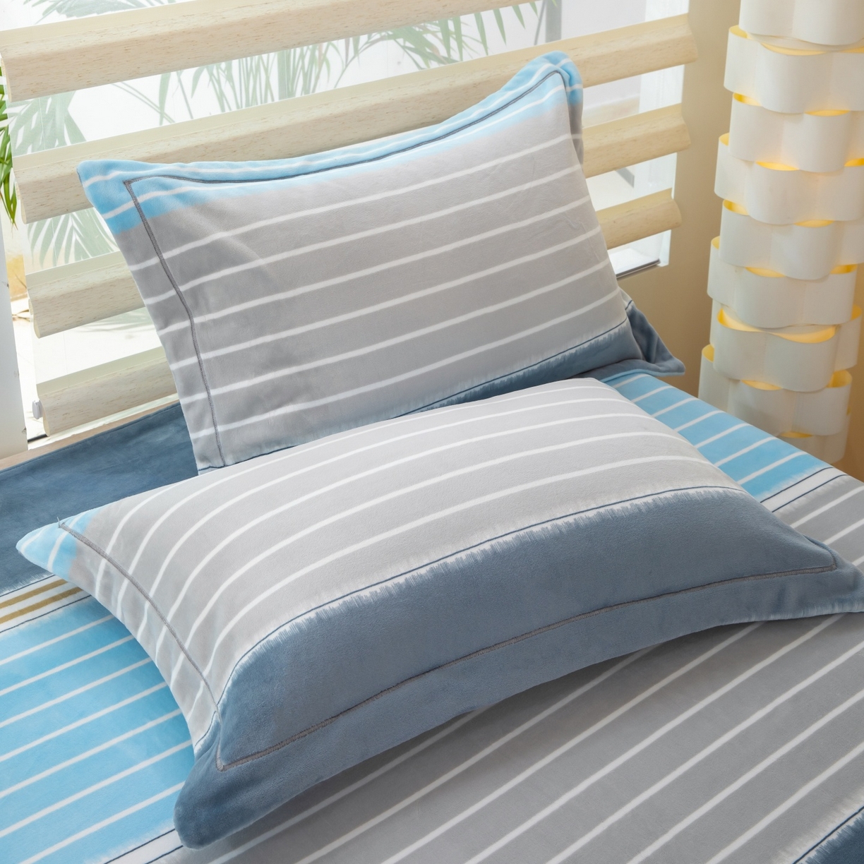 91家纺网 家纺一手货源 找家纺 卡迪亚家纺 2025新款金雕绒系列四件套 伊莎贝拉