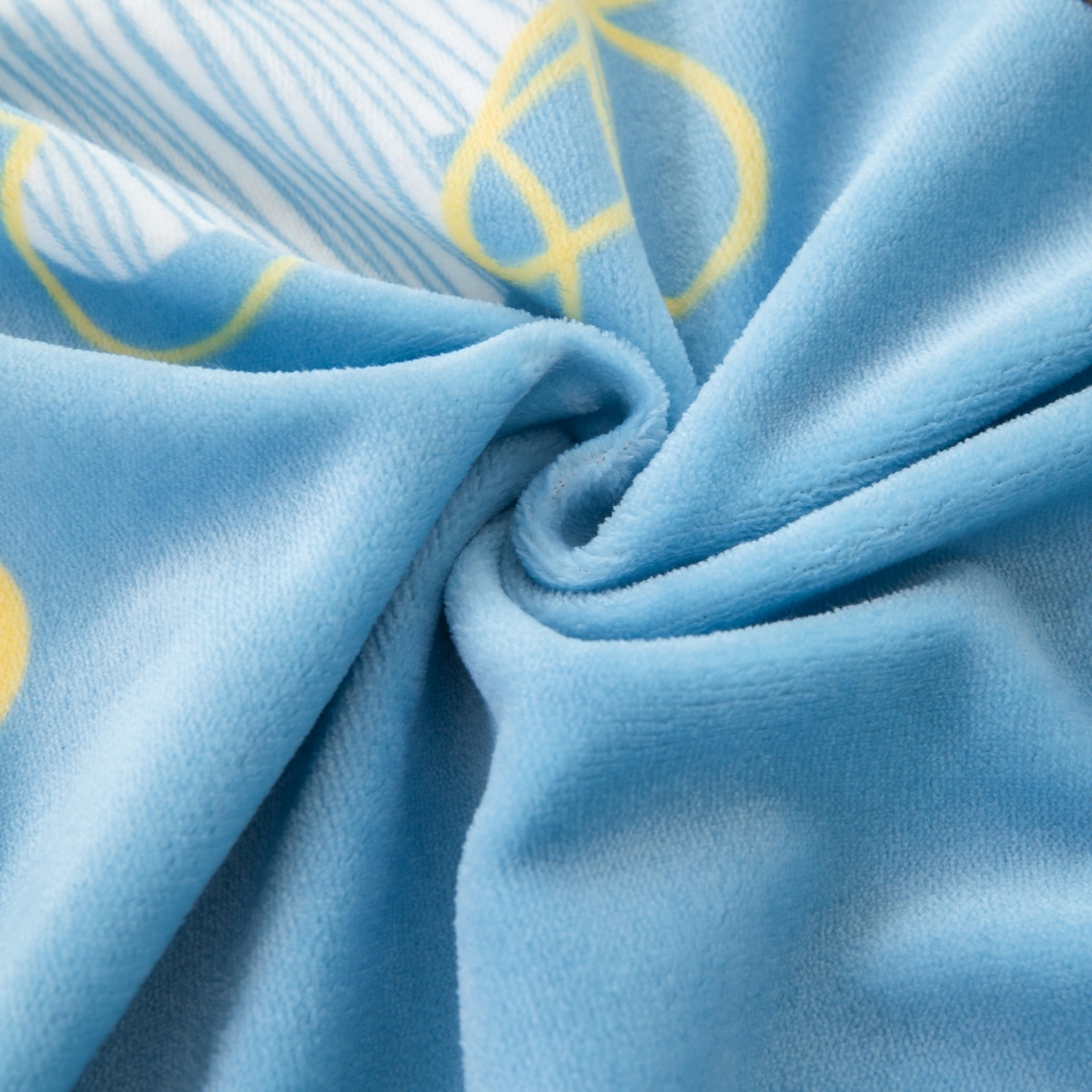 91家纺网 家纺一手货源 找家纺 卡迪亚家纺 2025新款金雕绒系列四件套 月亮弯弯