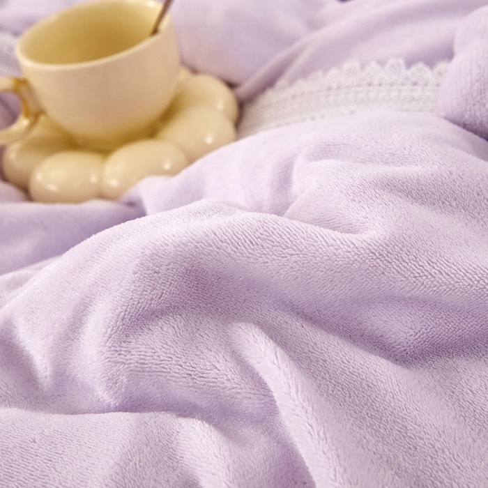 91家纺网 家纺一手货源 找家纺 卡迪亚家纺 2025新款牛奶绒床盖款荷叶边四件套-花颜 花颜-魅力紫