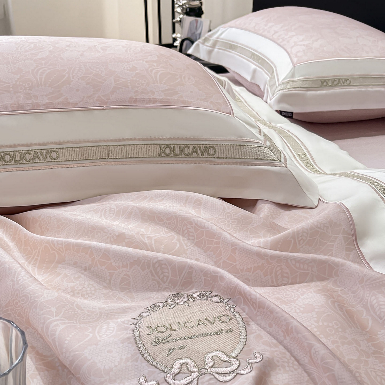 91家纺网 家纺一手货源 找家纺 （总）直播爆款A类数码印花长绒棉四件套纯棉全棉拼接被套重工刺绣被套工艺款床上用品