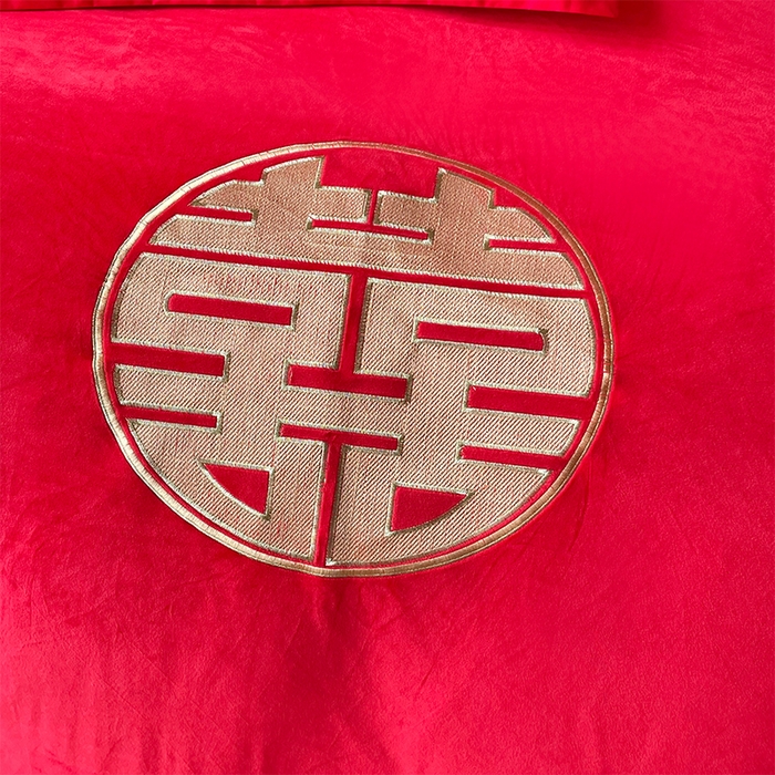 91家纺网 家纺一手货源 找家纺 富之雅婚庆 2025新款高克重全工艺牛奶绒宝宝绒刺绣婚庆四件套 花田喜事（花边款宝宝绒）