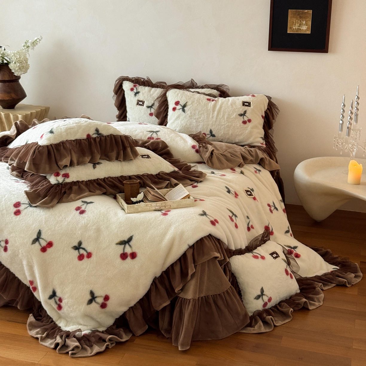 91家纺网 家纺一手货源 找家纺 （总）婳庭家居 2025新款兔毛绒韩系四件套-芝芝樱桃