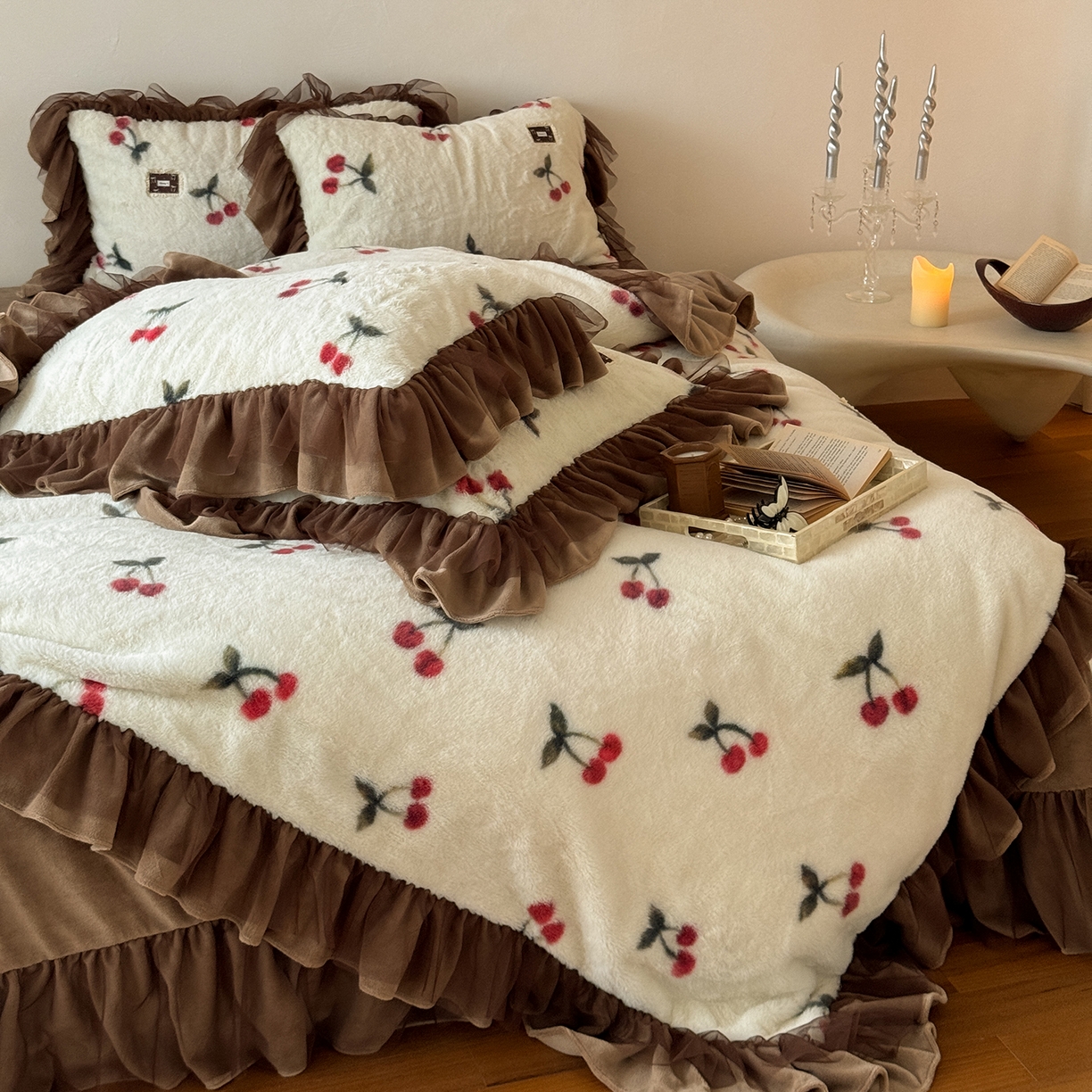 91家纺网 家纺一手货源 找家纺 （总）婳庭家居 2025新款兔毛绒韩系四件套-芝芝樱桃