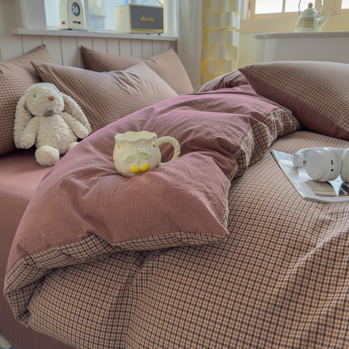 91家纺网 家纺一手货源 找家纺 宜家坊 2025新款A类全棉色织水洗棉四件套纯棉格子纯色被套学生宿舍三件套定制定做 沐风-粉红