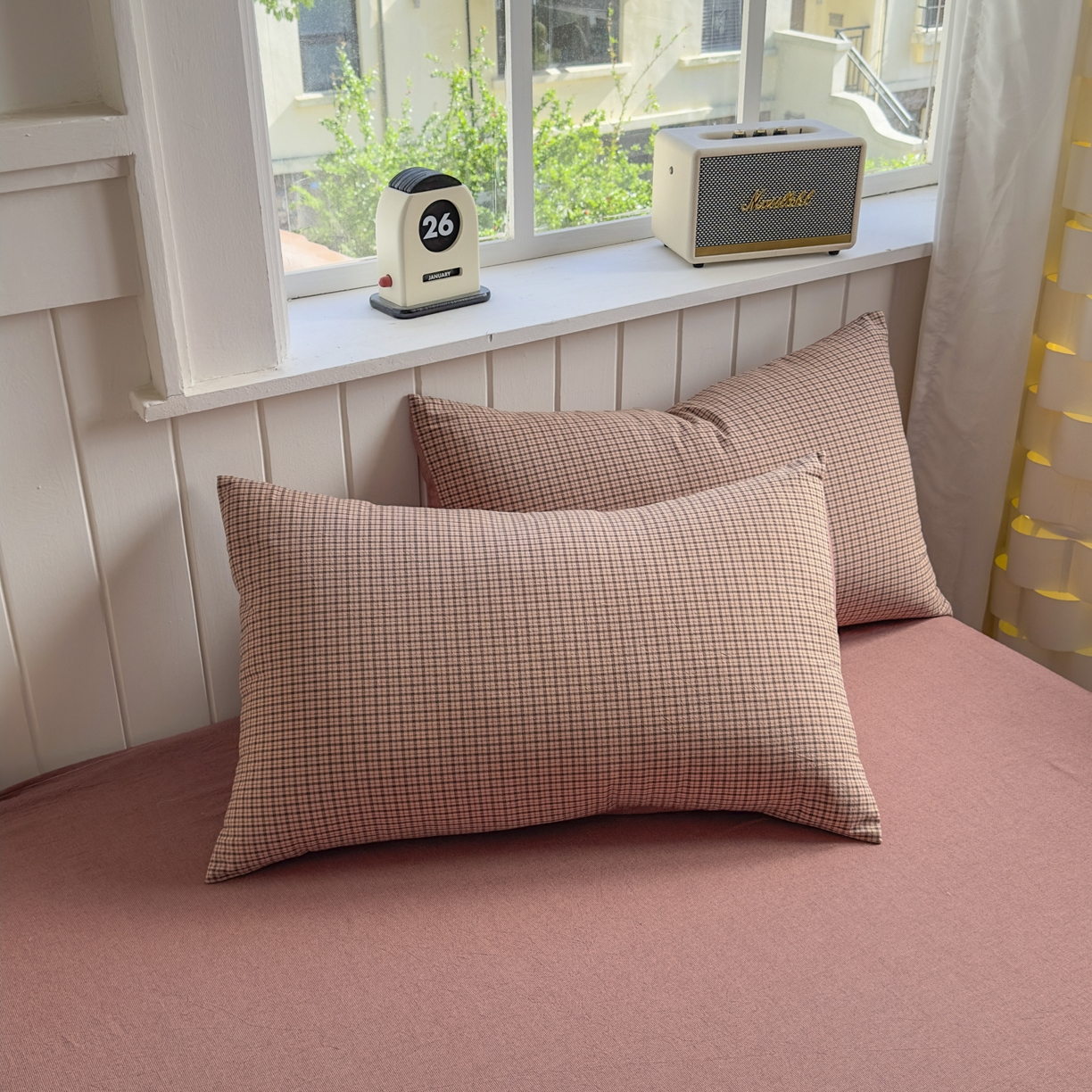 91家纺网 家纺一手货源 找家纺 宜家坊 2025新款A类全棉色织水洗棉四件套纯棉格子纯色被套学生宿舍三件套定制定做 沐风-粉红