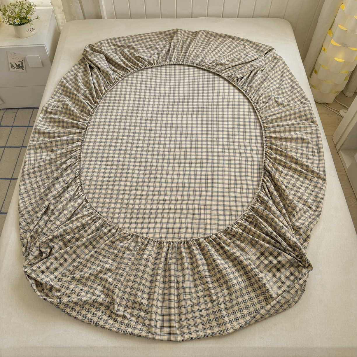 91家纺网 家纺一手货源 找家纺 宜家坊 2025新款A类色织全棉水洗棉床单单件纯棉格子纯色学生宿舍定制定做 春野-咖灰