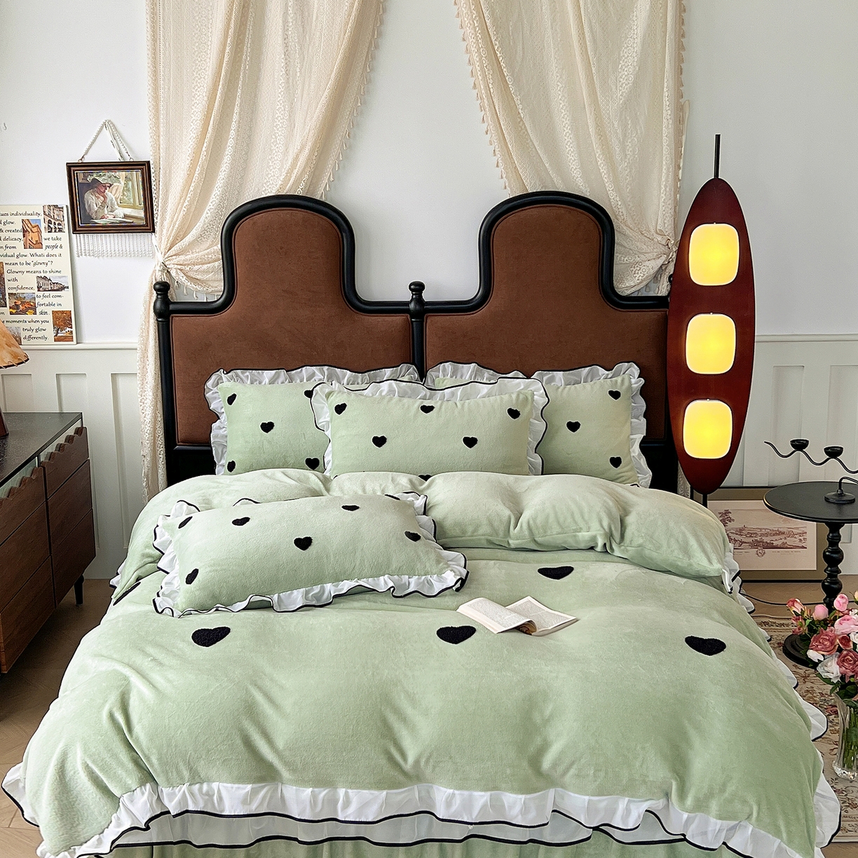 梦柏家纺 2025新款韩式牛奶绒刺绣花边床盖四件套 浅草绿