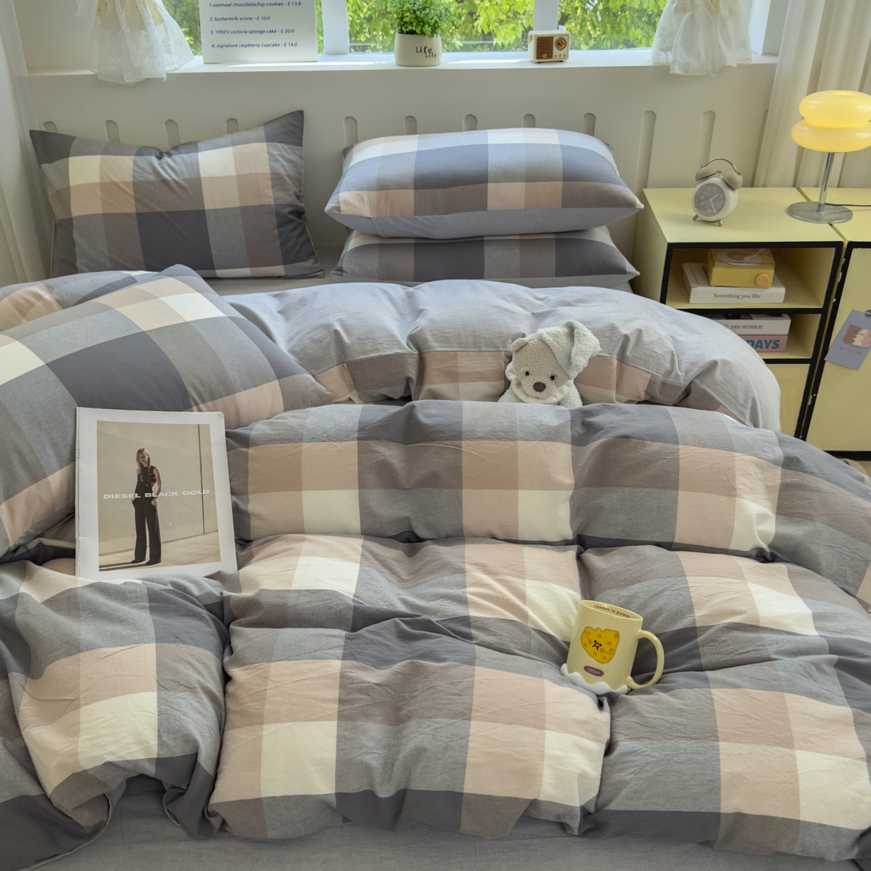 91家纺网 家纺一手货源 找家纺 宜家坊 2025新款A类全棉色织水洗棉四件套纯棉格子纯色被套学生宿舍三件套定制定做 洛伊-灰咖大格