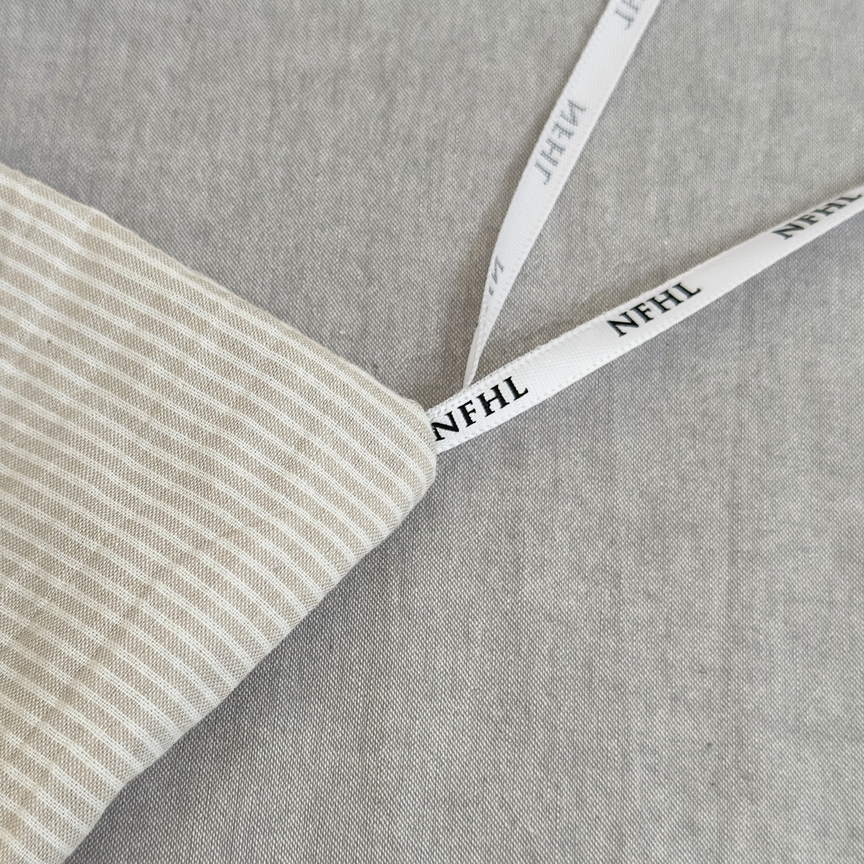 91家纺网 家纺一手货源 找家纺 宜家坊 2025新款A类全棉色织水洗棉四件套纯棉格子纯色被套学生宿舍三件套定制定做 密条-米灰