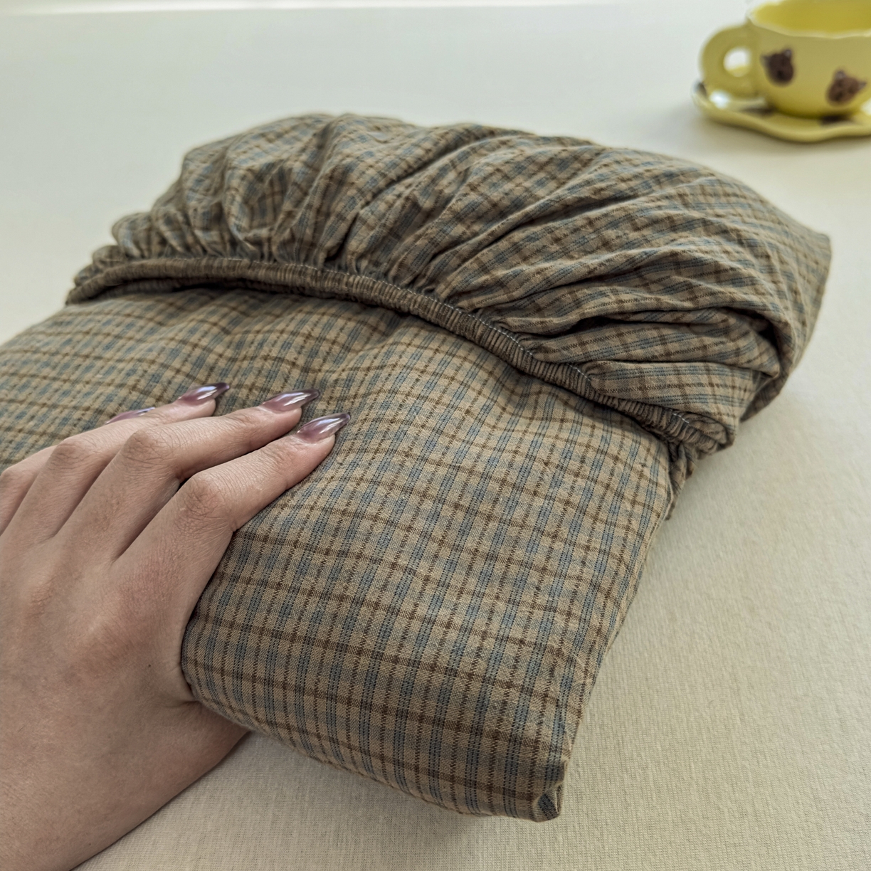 91家纺网 家纺一手货源 找家纺 宜家坊 2025新款A类色织全棉水洗棉床单单件纯棉格子纯色学生宿舍定制定做 沐风-兰咖